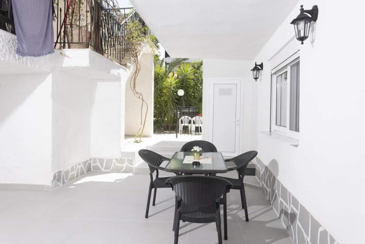 Katerina Apartments 페프코초리 외부 사진